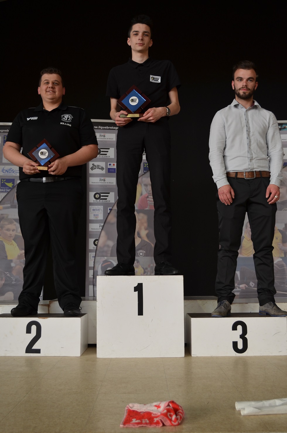 PODIUM TR ESPOIR